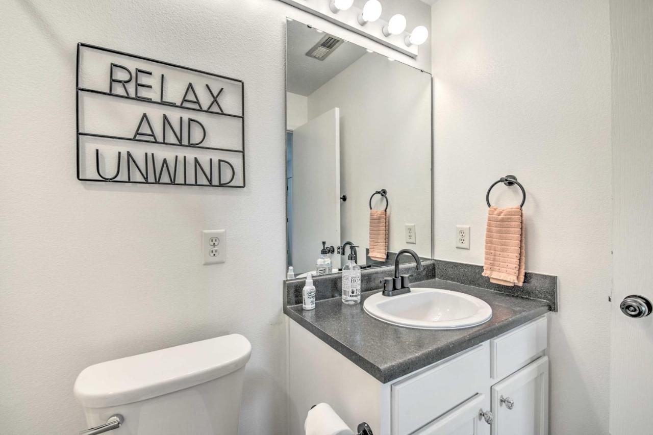Cozy Branson Retreat With Balcony, 2 Mi To 76 Strip Apartment Екстериор снимка